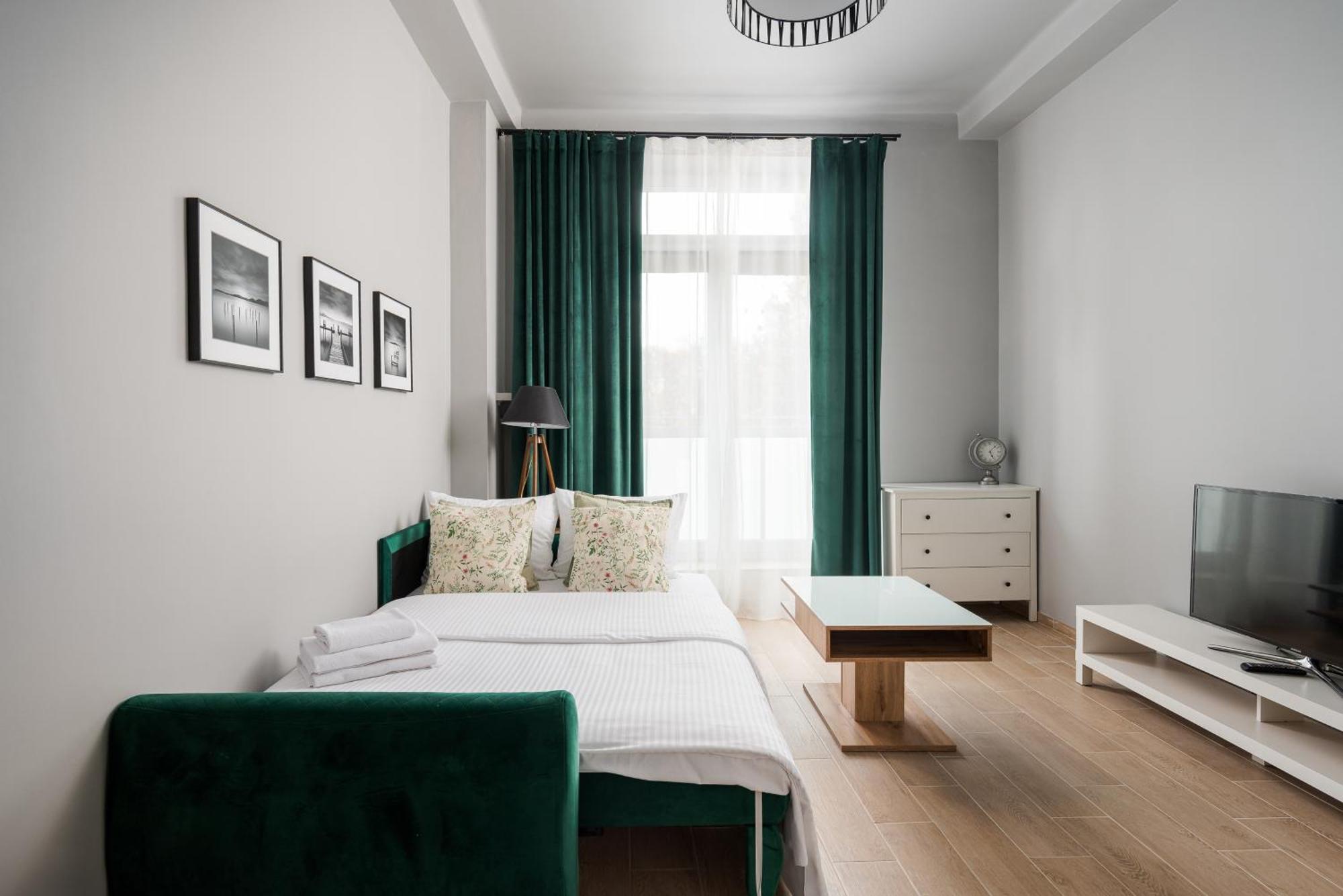 Swietokrzyska Deluxe View Apartment