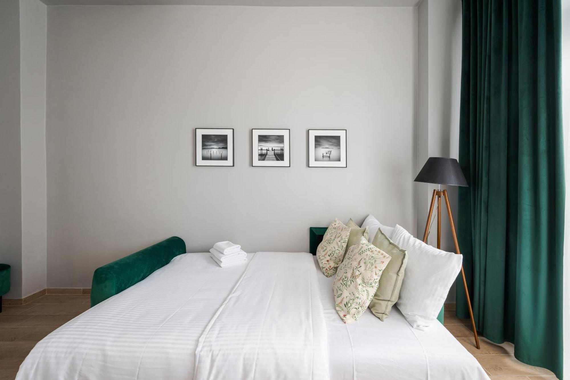 Swietokrzyska Deluxe View Apartment